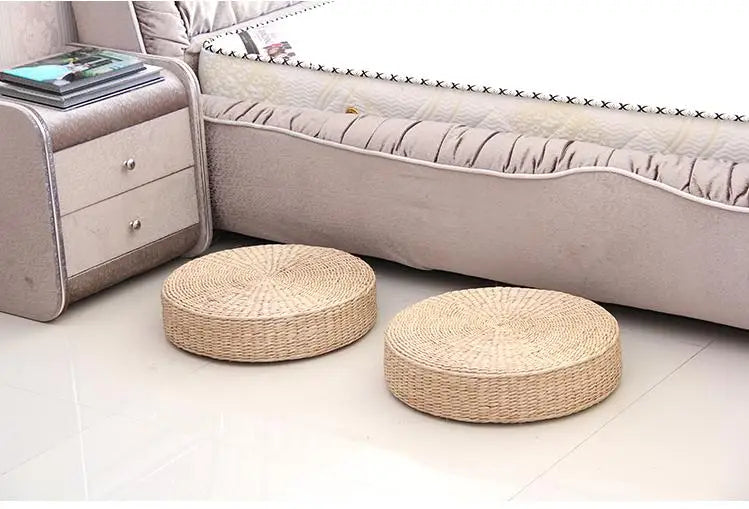 Pouf rond en paille naturelle tressée à la main 40 × 40 cm, coussin tatami de sol style japonais, textile de maison.